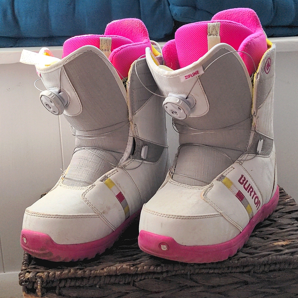 Burton size 6 Snowboard boots